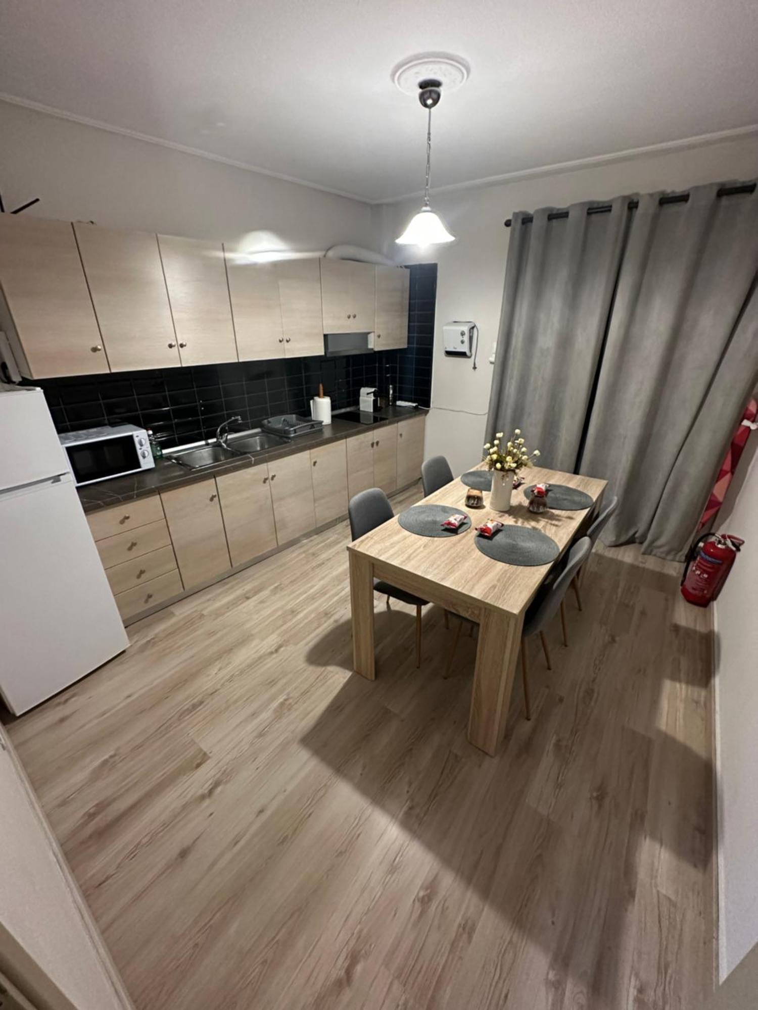 Perikleous 5 Diamerisma Kondoulis House Kalampáka Buitenkant foto